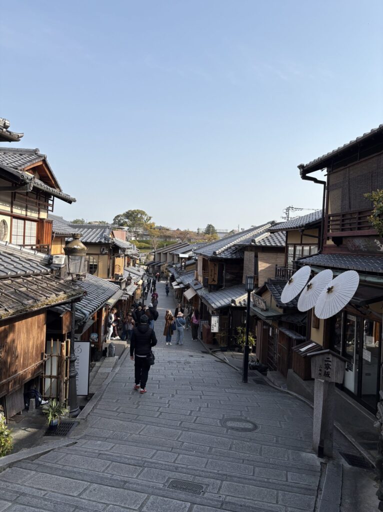 京都東山　二年坂の路地