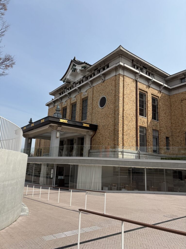 京セラ美術館　外観