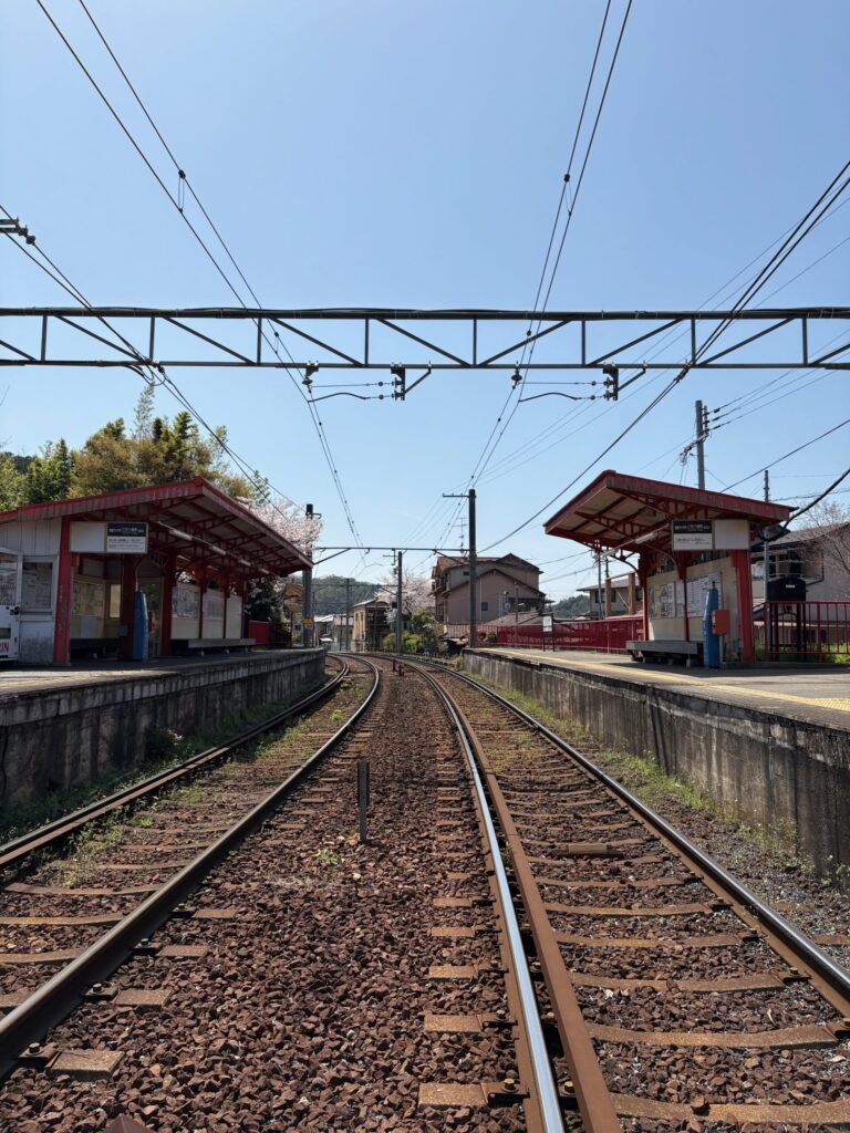 叡山電車 線路と三宅八幡駅