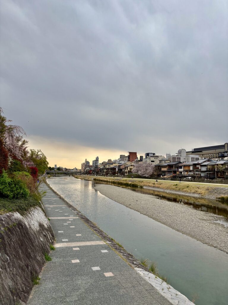 京都　鴨川沿い