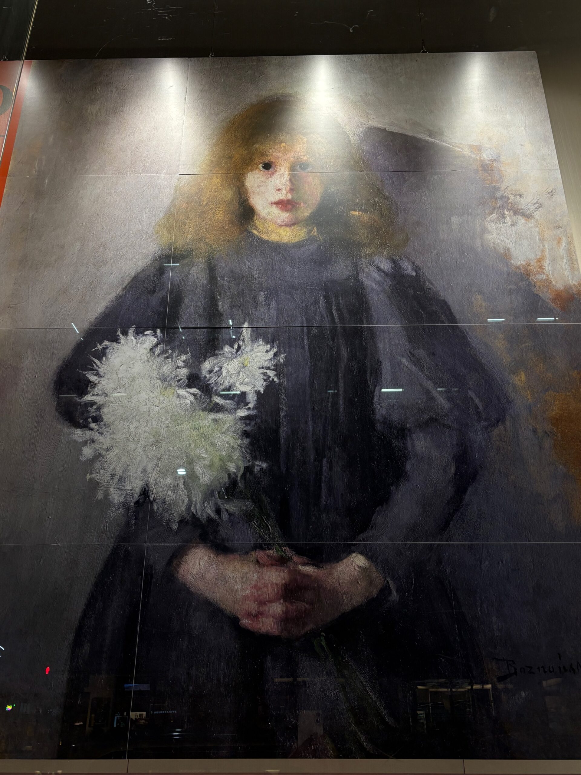 大垣書店三条店　ショーウィンドウ　若きポーランド 絵画アップ