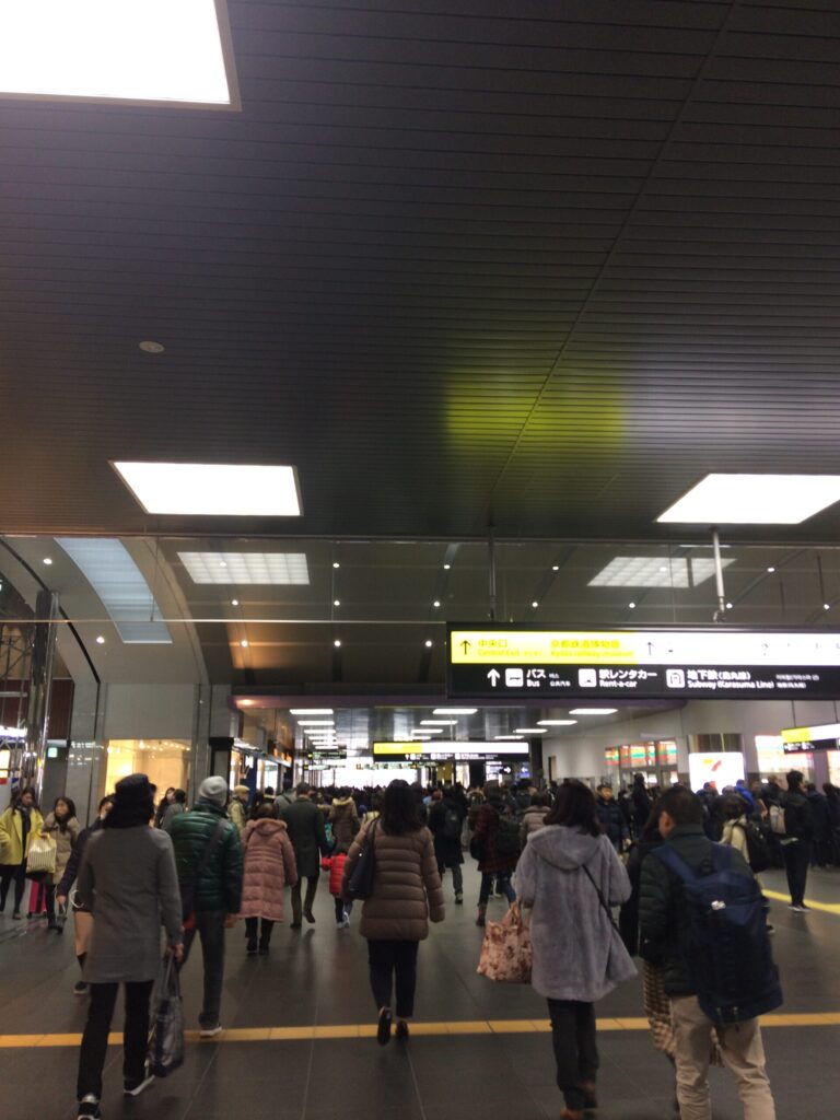駅構内