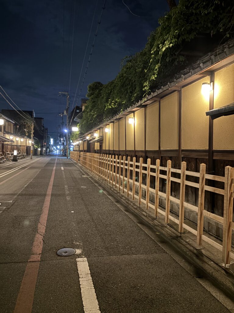 京都・麩屋町通 柊家旅館外壁