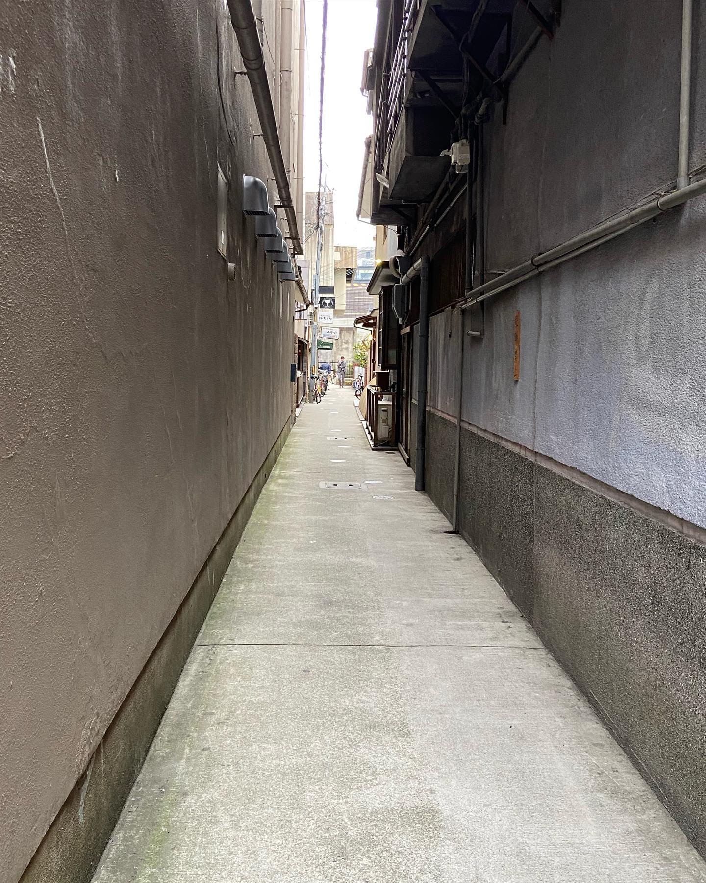 木屋町の細い路地
